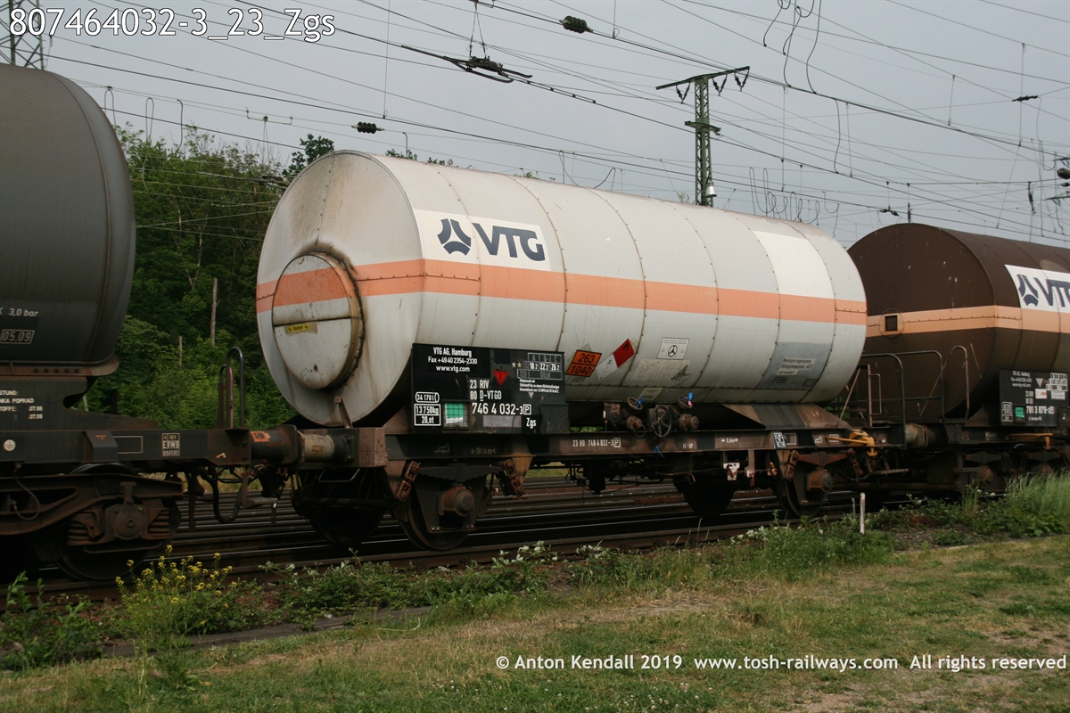 807464032-3_23_Zgs.jpg